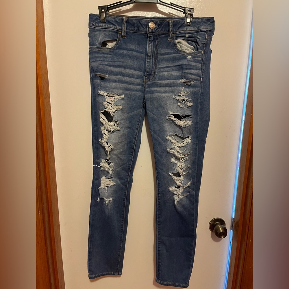 Distressed American Eagle Jeans Size 12